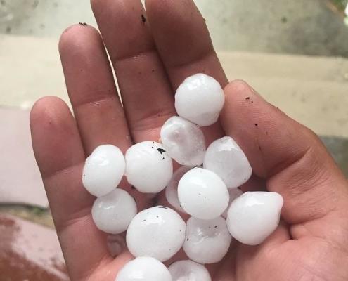 Large hail hits Oyster Bay, NY